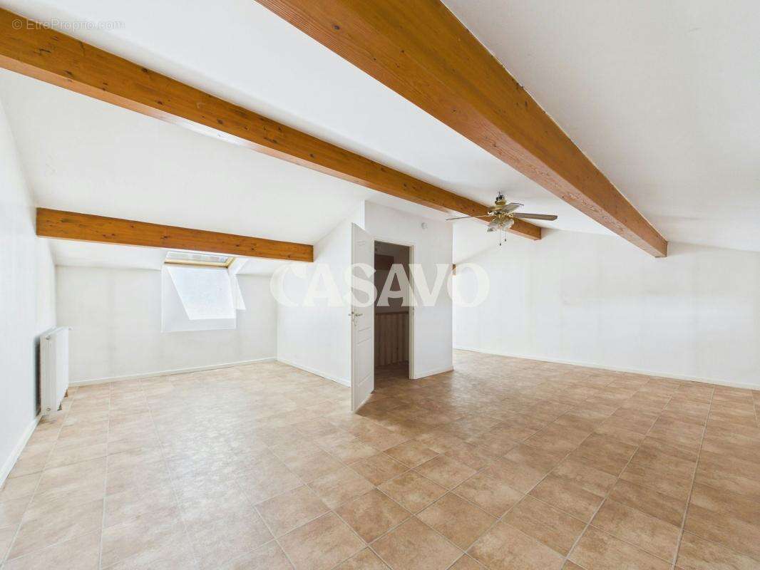 Vente Maison 6 pièces de 135m² - 38230 Tignieu-Jameyzieu - photo 11