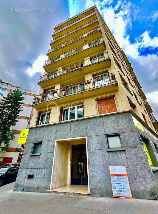 Appartement à PARIS-19E