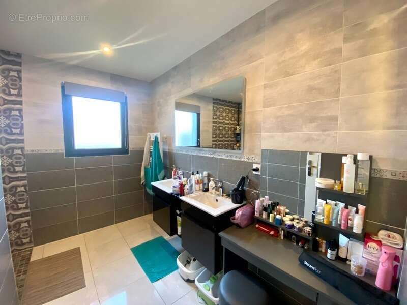 Maison à RION-DES-LANDES