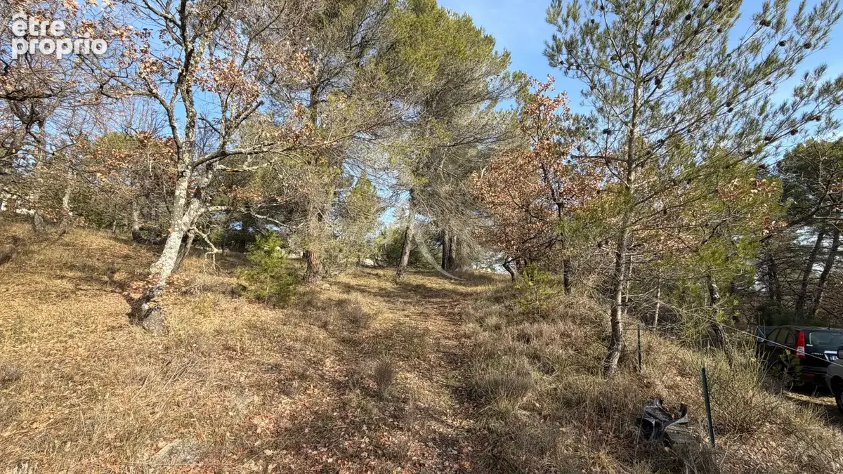 Terrain constructible de 1300m2 a pierrevert - photo 11