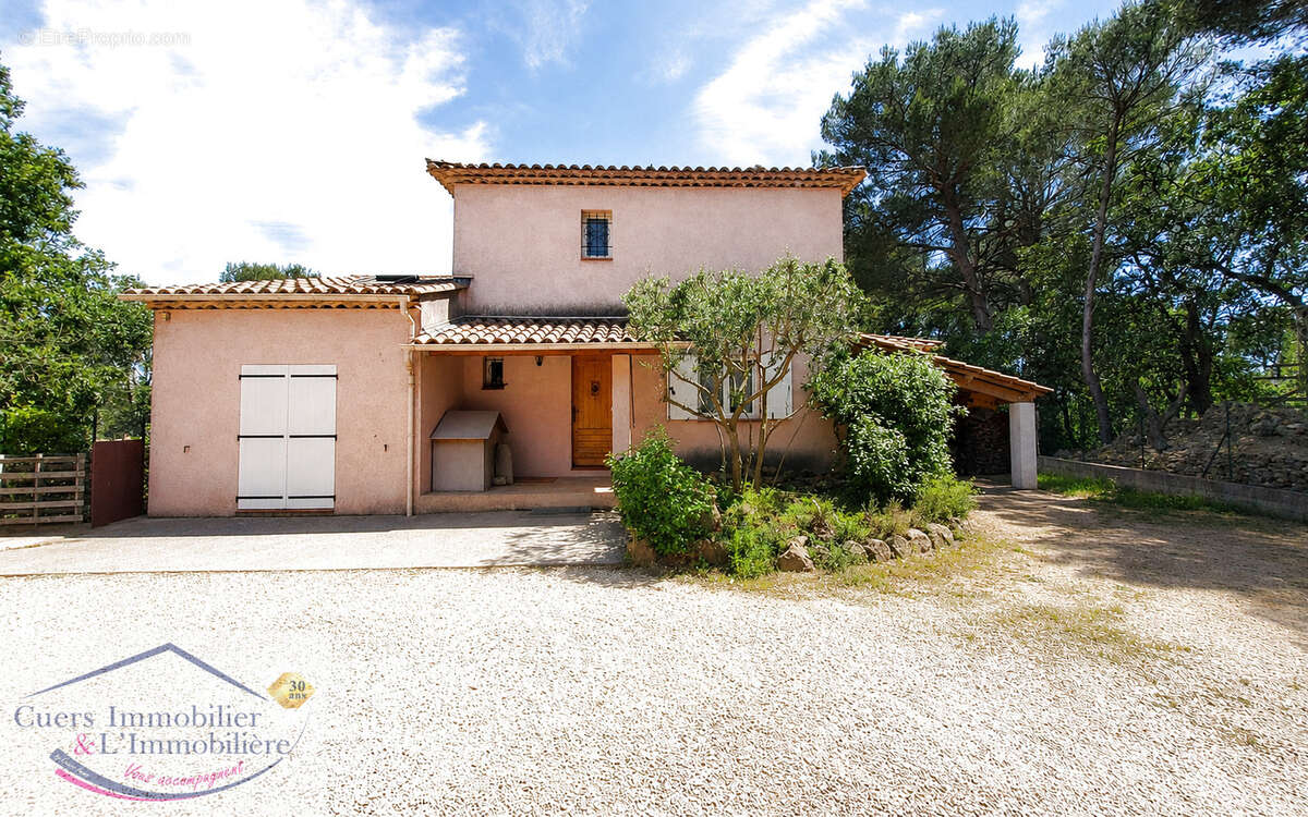 Maison à CUERS