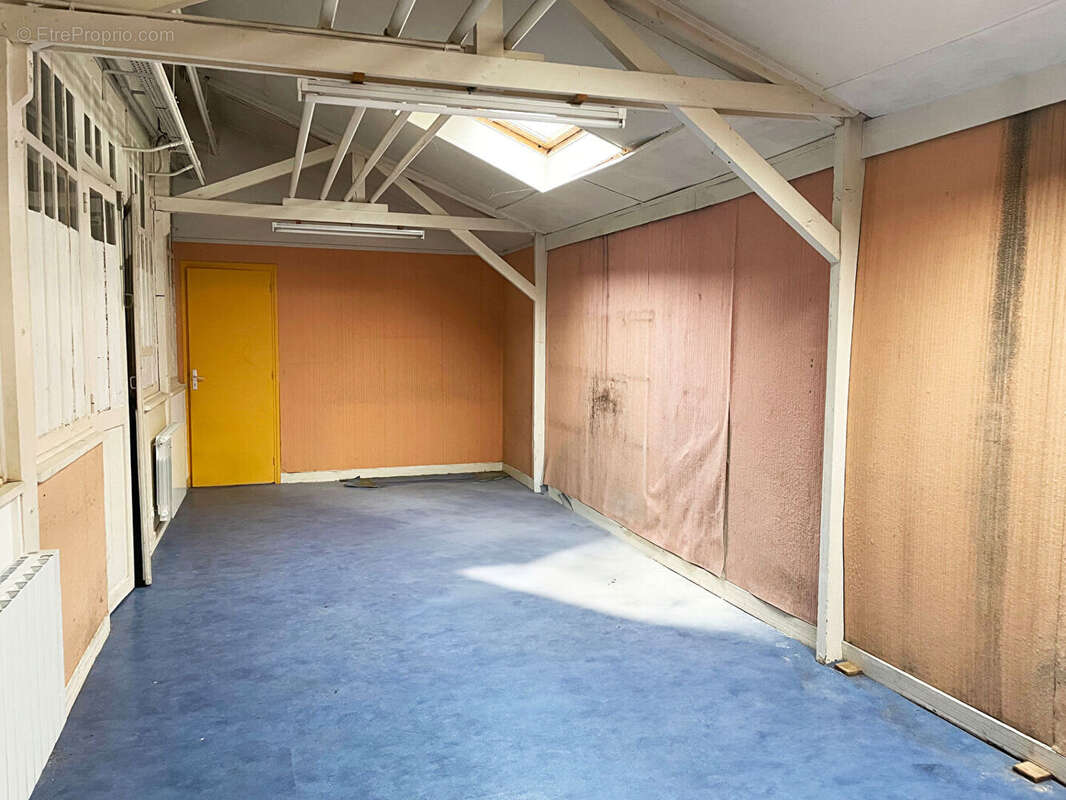 Commerce à NANTERRE