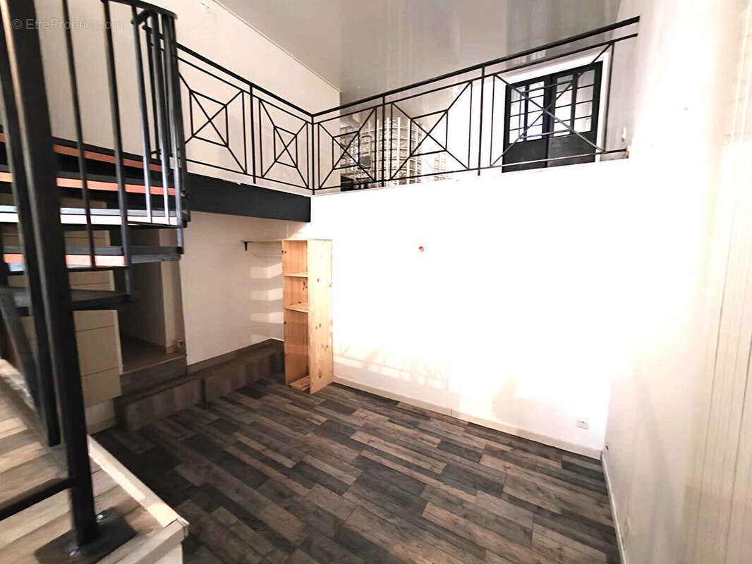 Appartement 80m² à marseille 1er arrondissement - photo 3