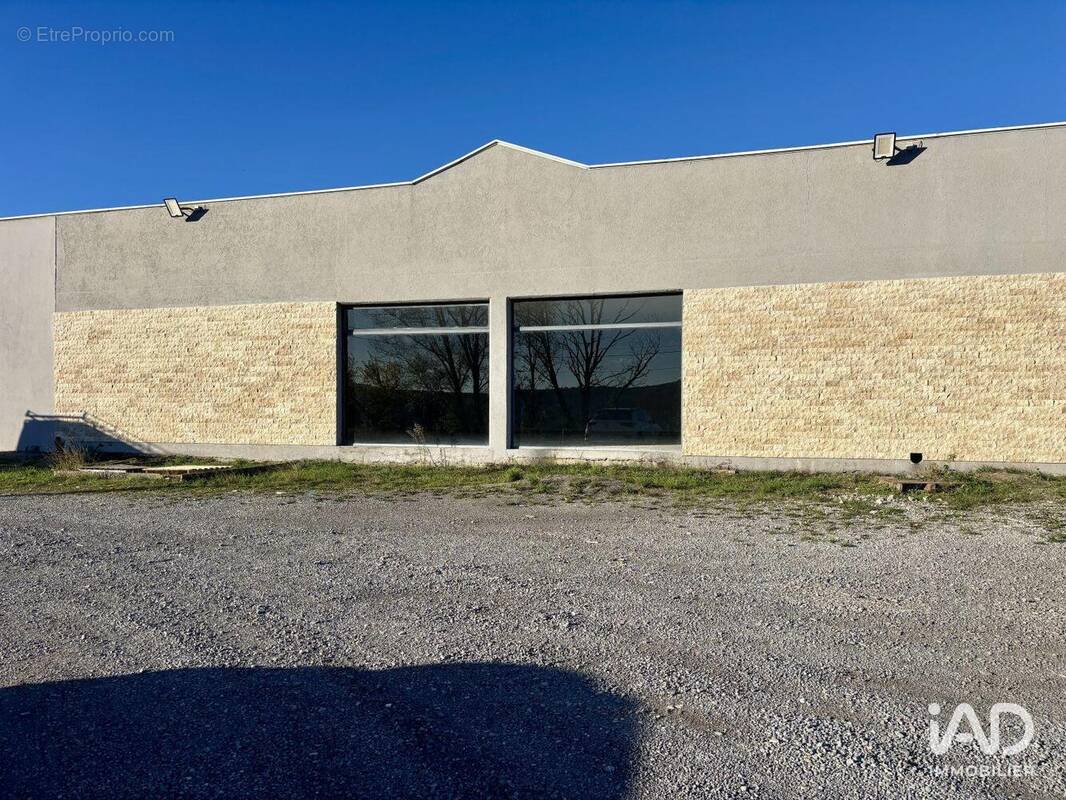 Photo 1 - Commerce à LACHAPELLE-SOUS-AUBENAS