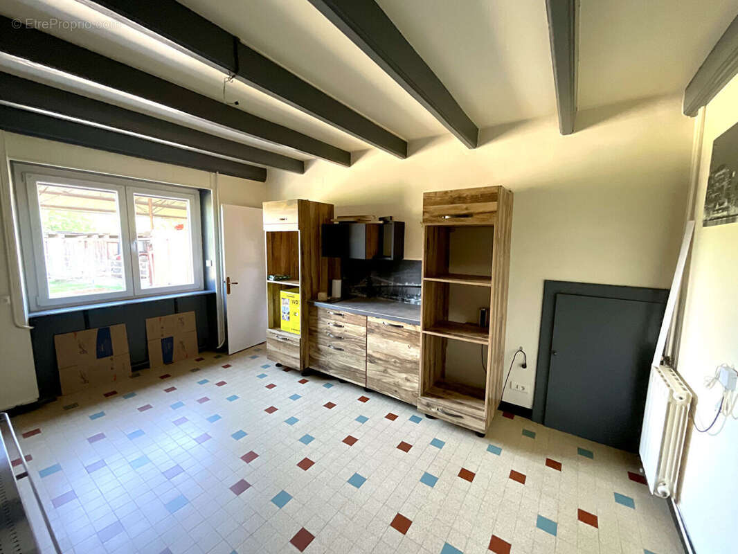 Maison à CHAUVIREY-LE-CHATEL