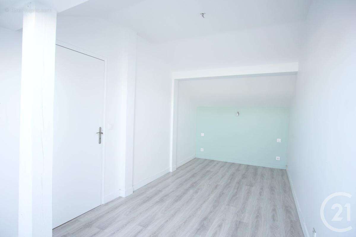 Maison à CHOISY-LE-ROI