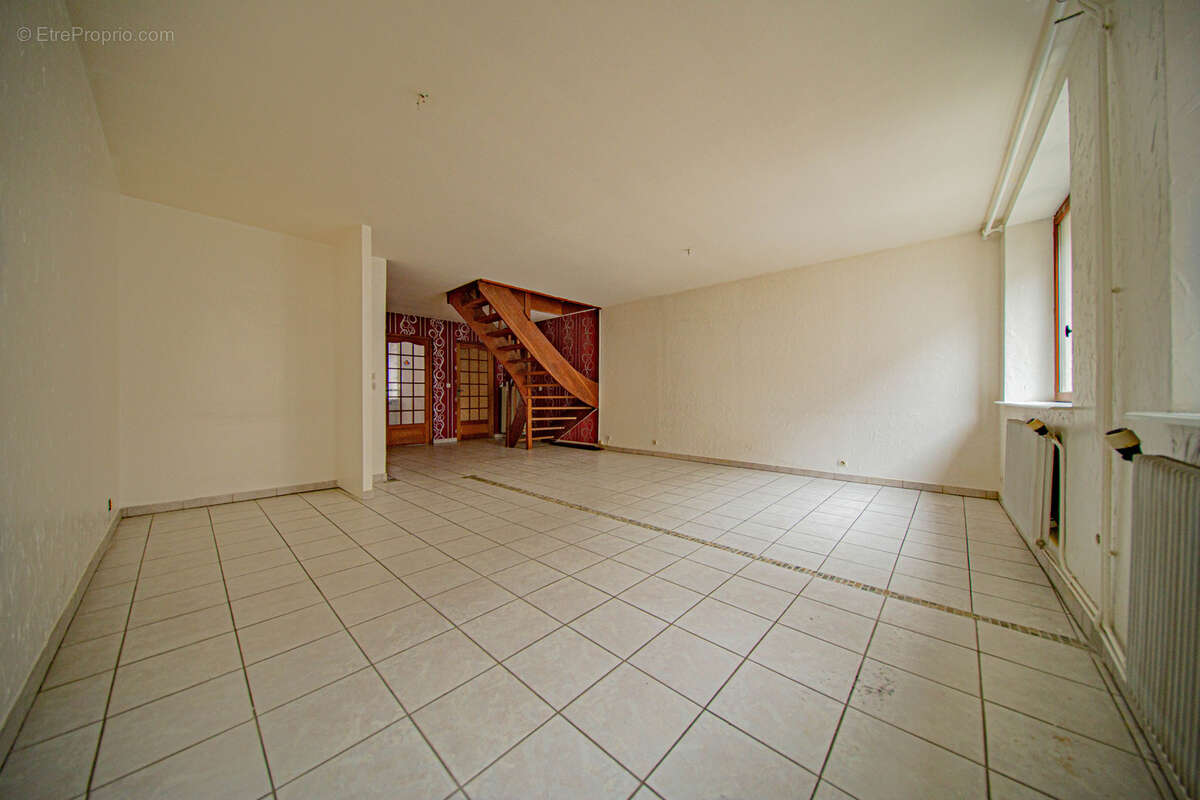 Maison de ville 2 chambres en plein centre de Saint-Mihiel - photo 3