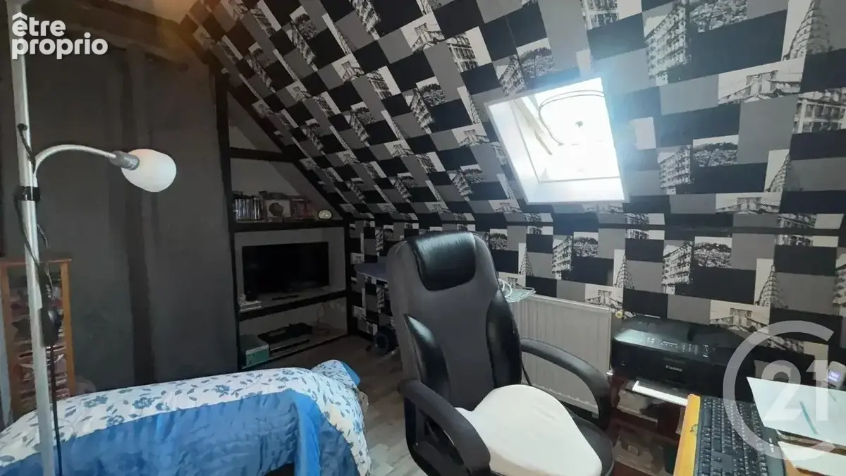 Maison 109 m² à Ivry-La-Bataille  - photo 10