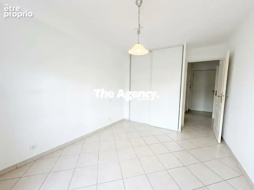 Appartement 3 pièces 65 m² à vendre à Marseille-10e (13010) - photo 5