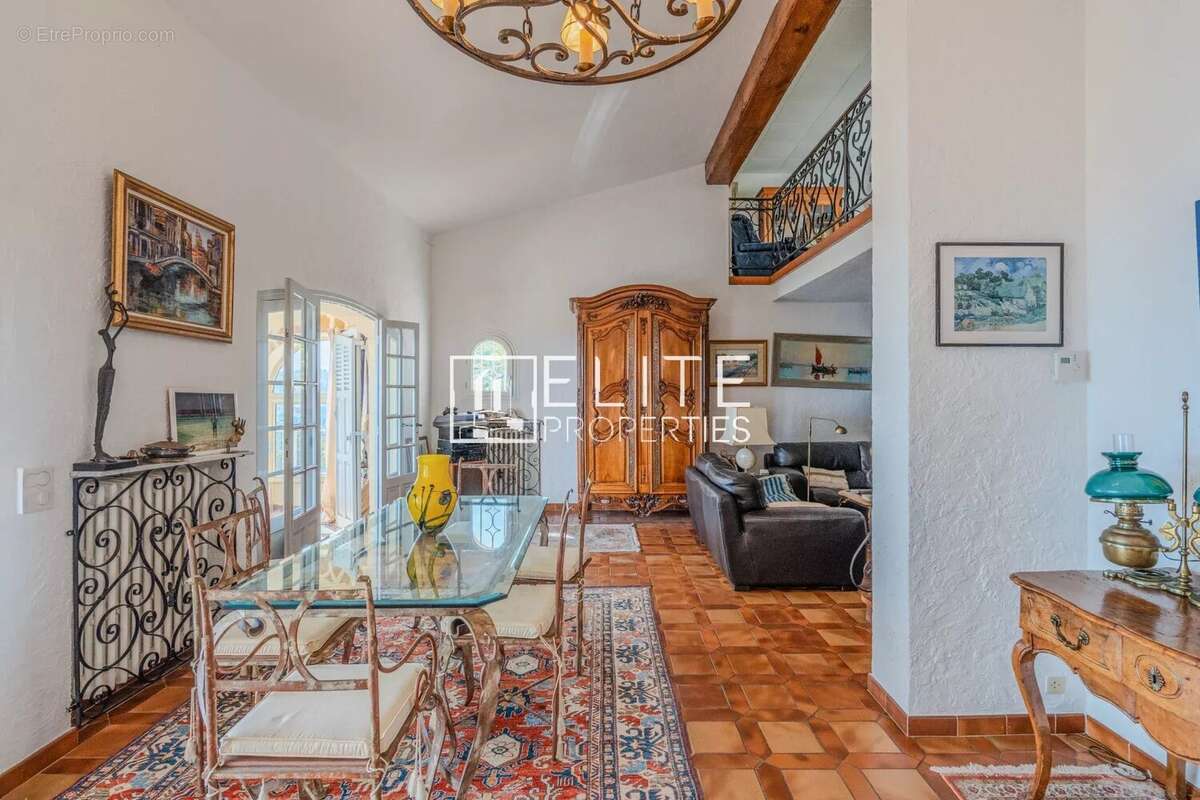 Maison à GRASSE