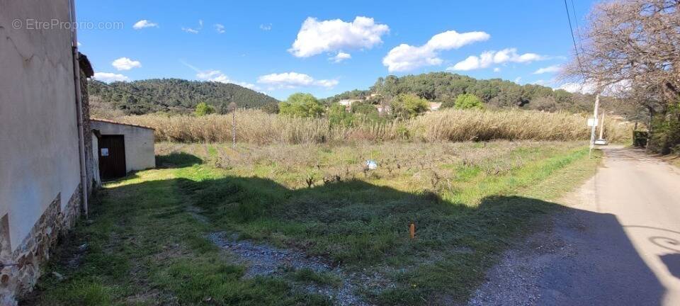 Terrain à PIERREFEU-DU-VAR