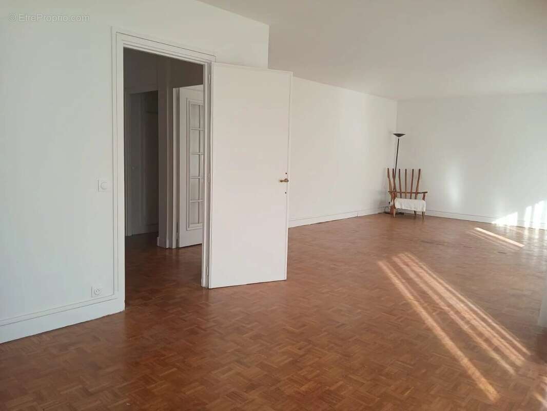 Appartement à VERSAILLES