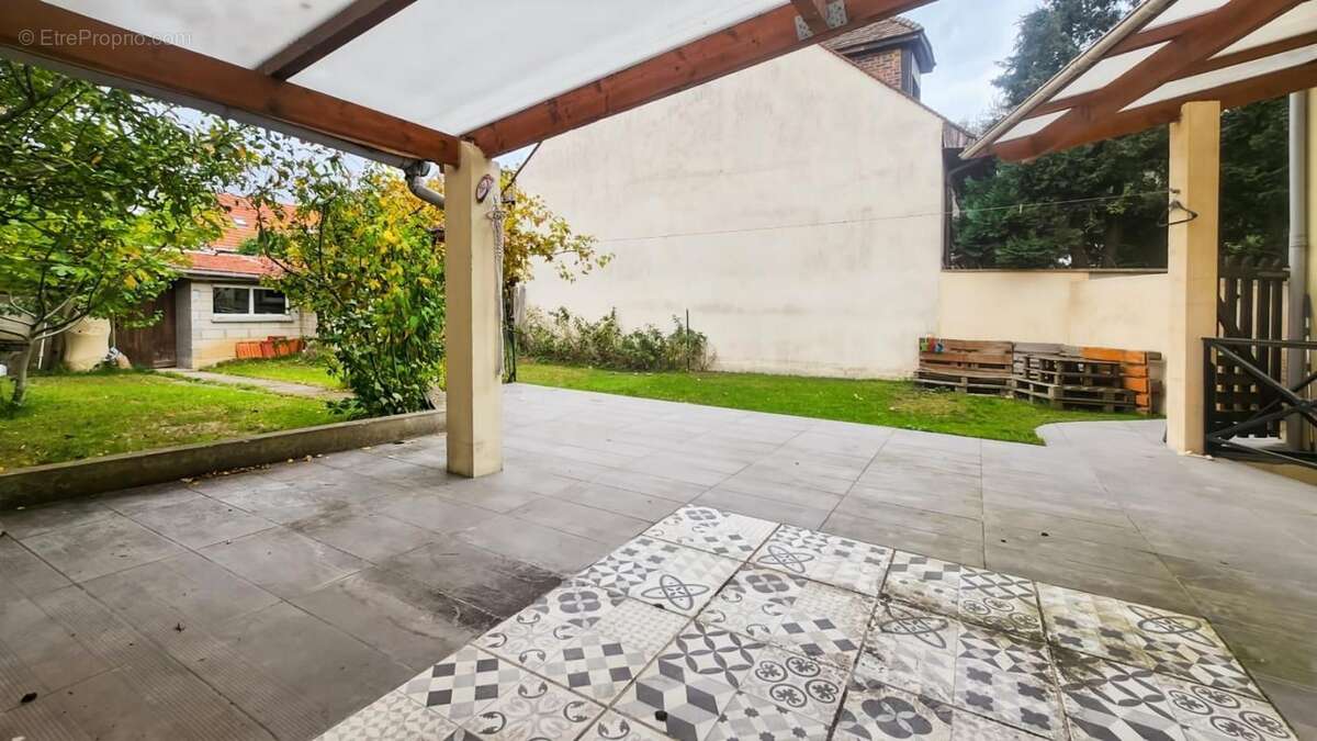 Maison à ATHIS-MONS