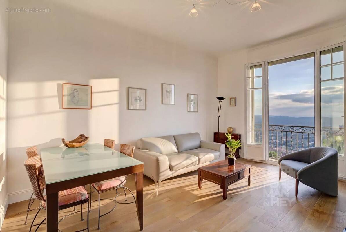 Appartement à GRASSE