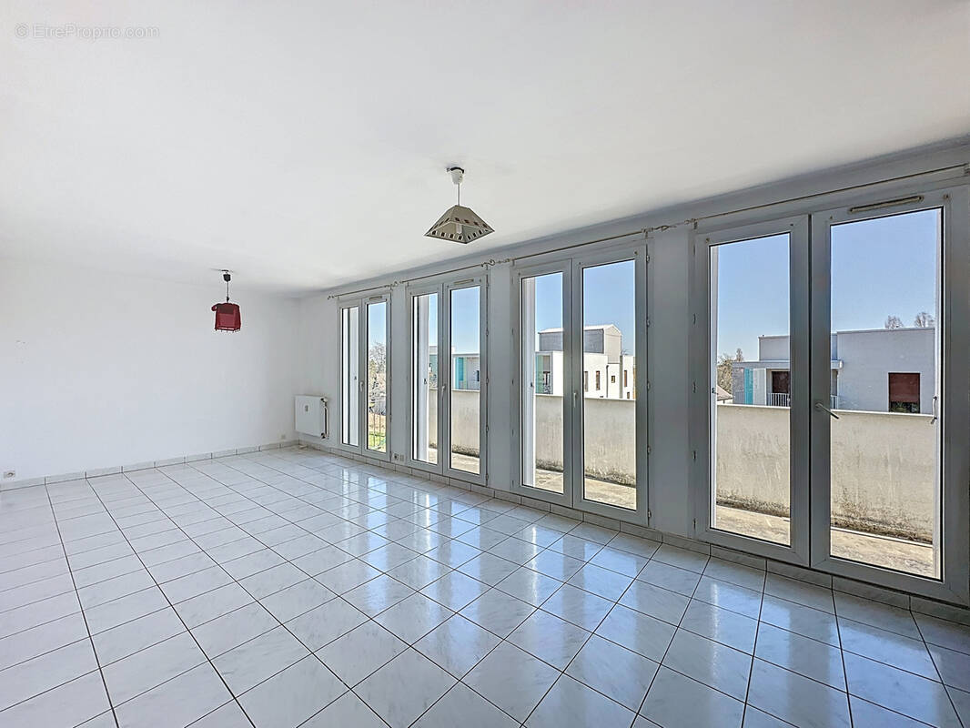 Appartement à QUETIGNY