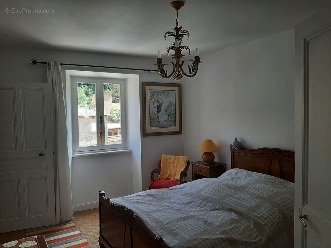 Maison à ALBON-D&#039;ARDECHE