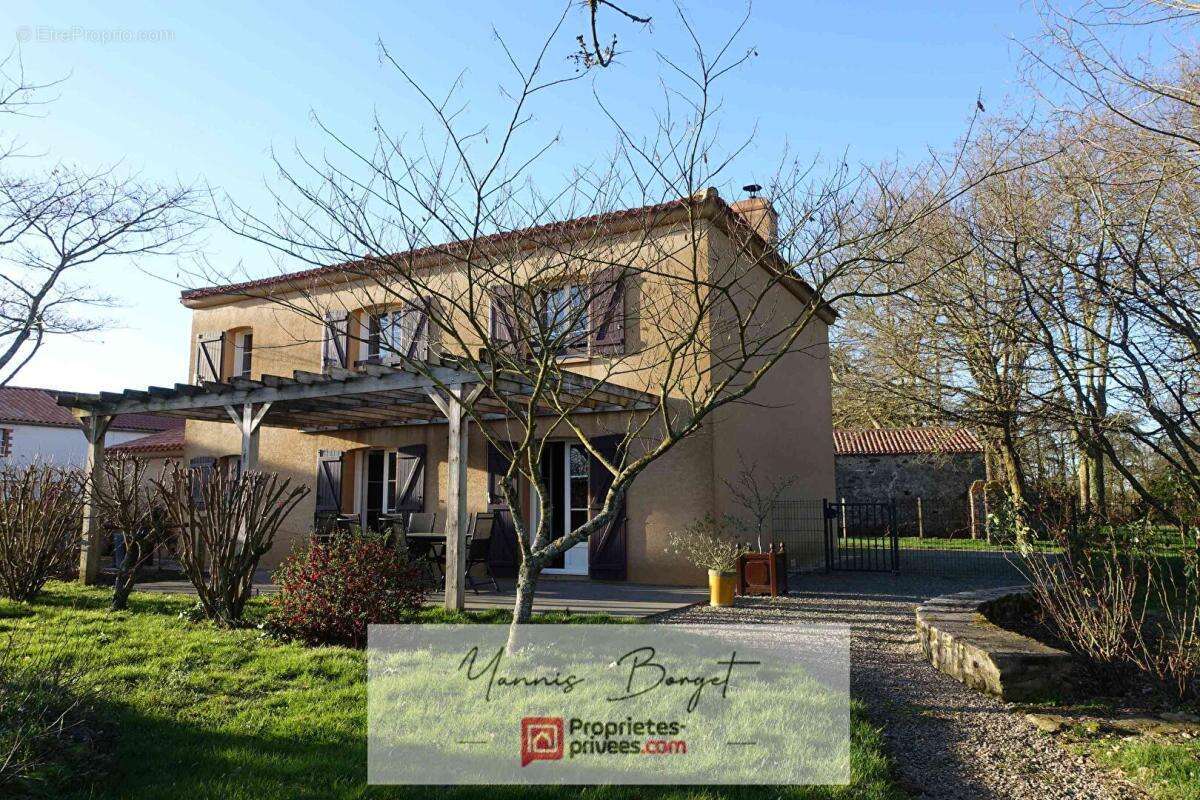 Maison à CHAUCHE