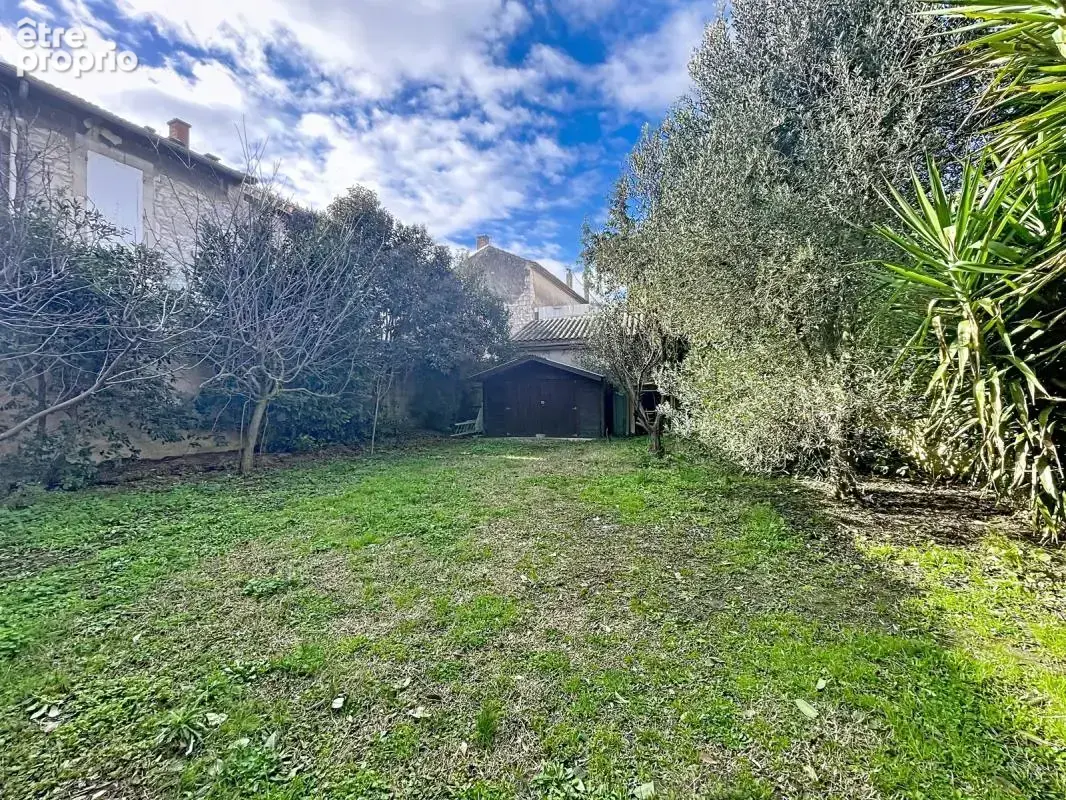 Photo Terrain à Avignon au prix de 82 000€