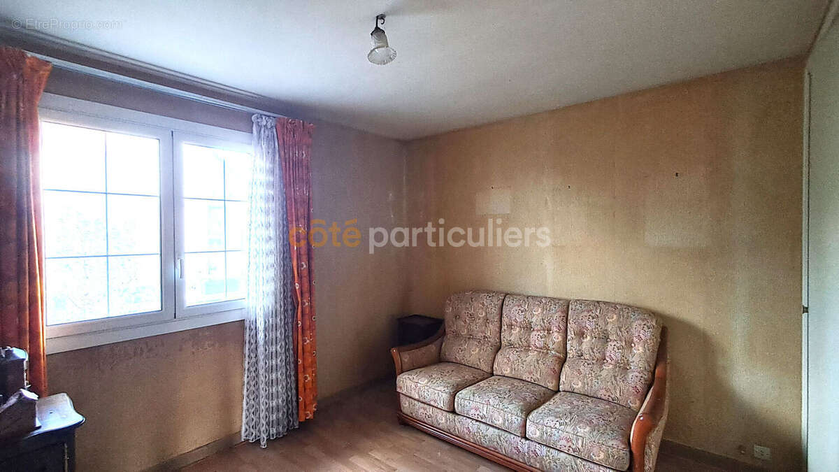 Maison à VILLEMANDEUR