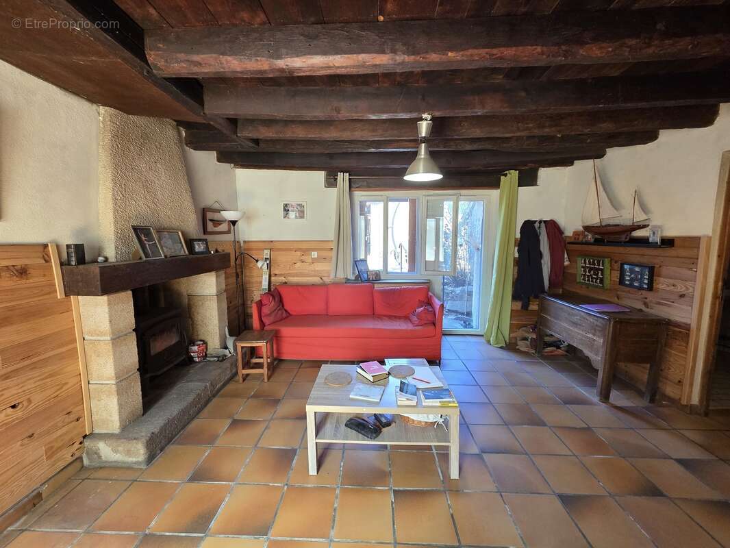 Appartement 105 m² à Arrenes  - photo 7