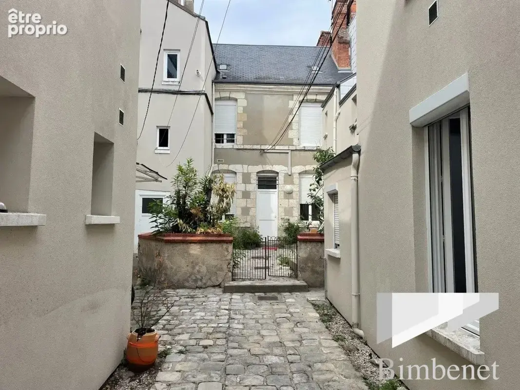 Appartement 320 m² à vendre à Orleans (45000) - photo 3