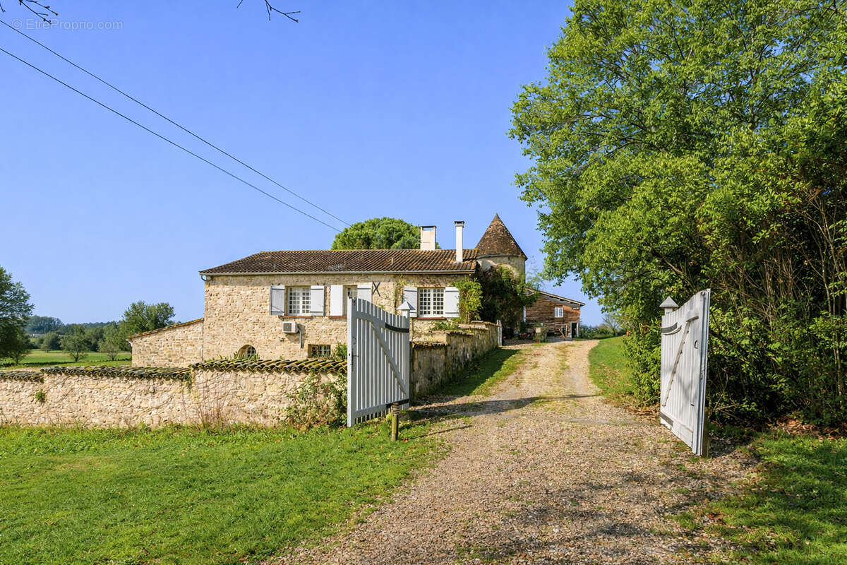 Maison à MONFLANQUIN