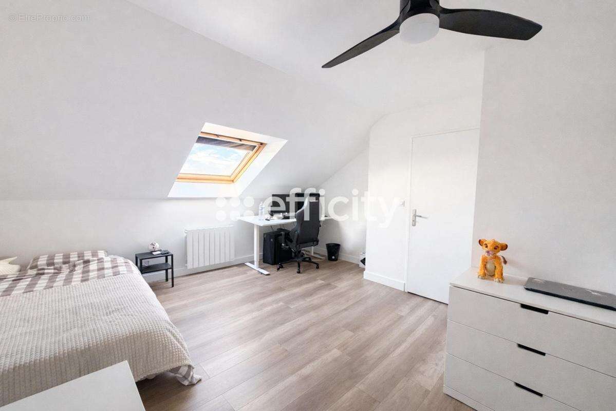 Appartement à MARCQ-EN-BAROEUL