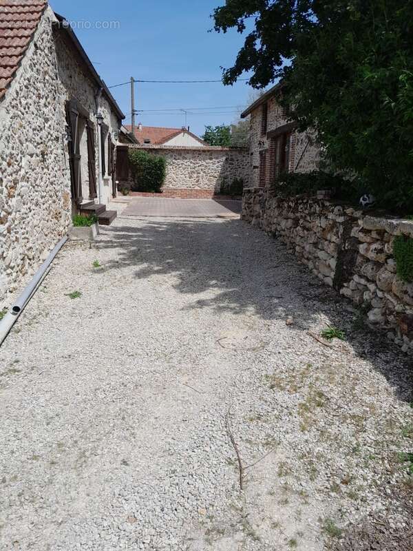 Proche de CHATILLON SUR MARNE (51) à vendre Belle maison en pierre rénovée avec dépendance - photo 14