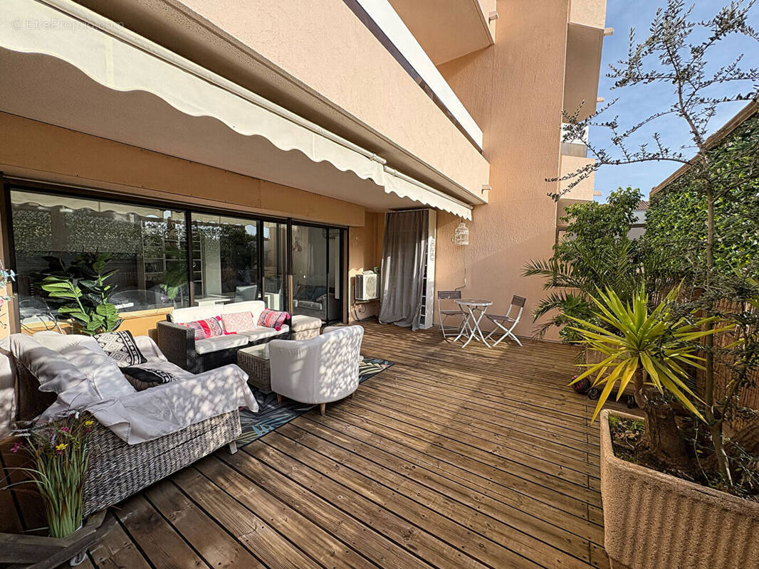 Appartement à HYERES