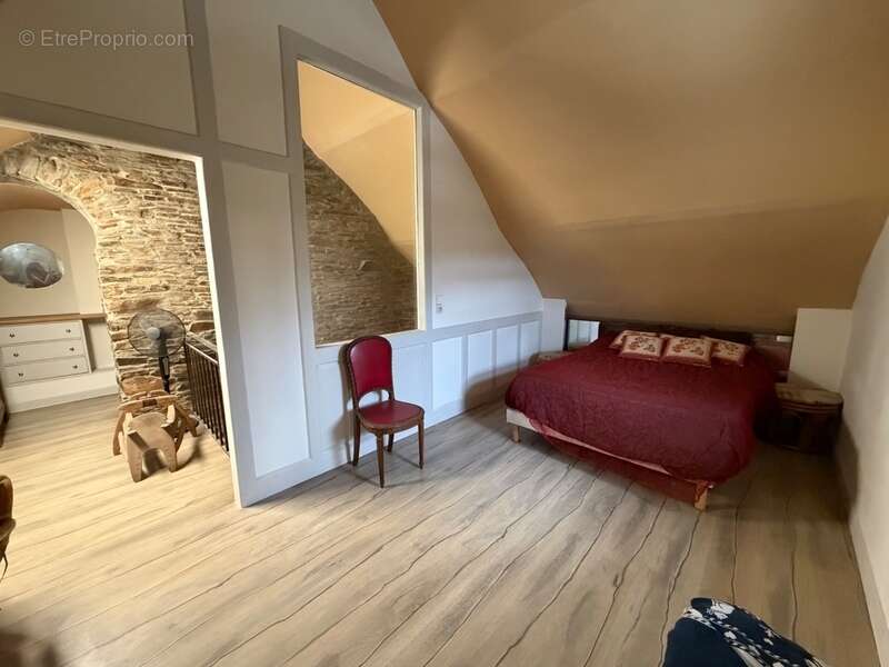Maison à LA BARRE-DE-SEMILLY