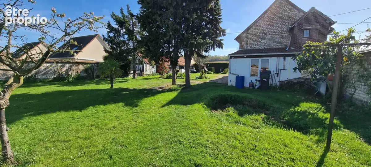 Maison au calme avec terrain offrant un potentiel de construction - photo 2