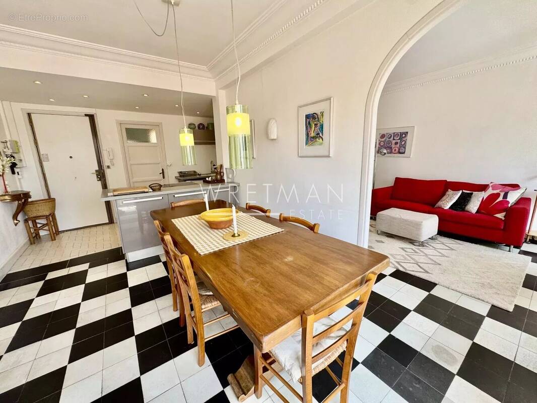 Appartement à CANNES