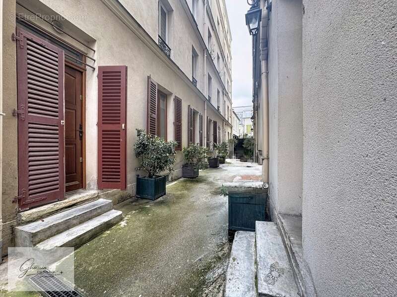 Appartement à PARIS-11E