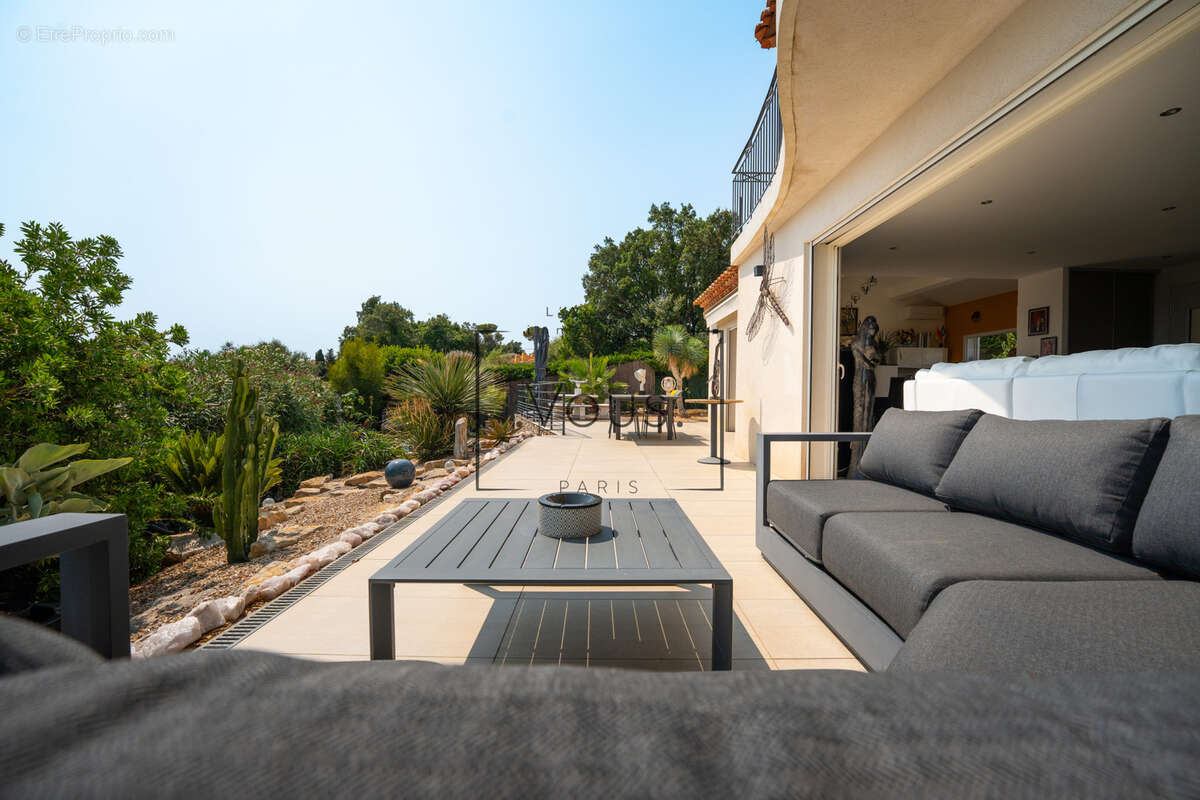 Maison à FREJUS