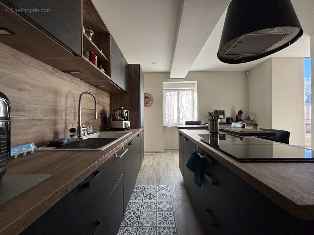 Maison à PONTCHARRA-SUR-TURDINE