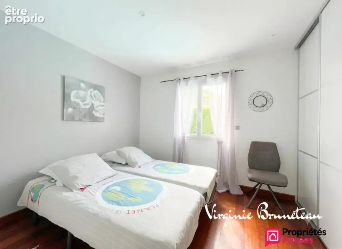 Maison de plain-pied  116 m²  3 chambres ?piscine - photo 3