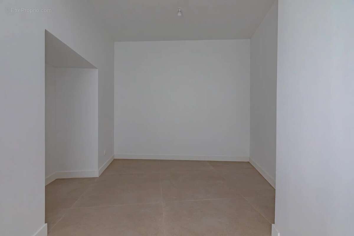 Appartement à SAINT-GENIS-LAVAL