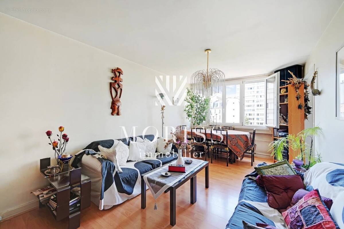 Appartement à PARIS-14E