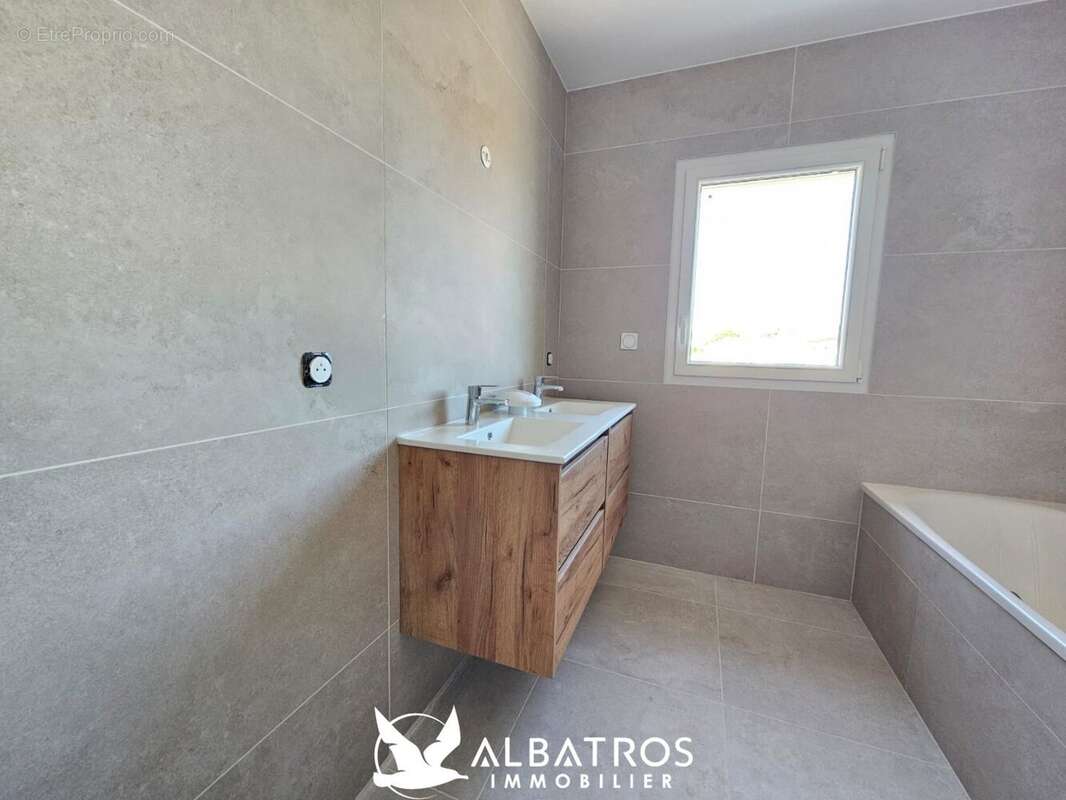 Maison neuve RE2020  4 chambres  Suite RDC  Jardin  Frais de notaire réduits - photo 9