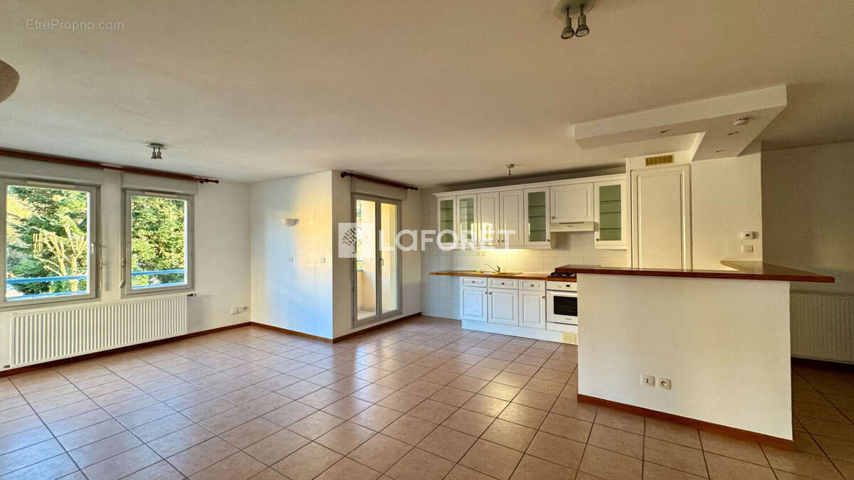 Appartement à SAIN-BEL