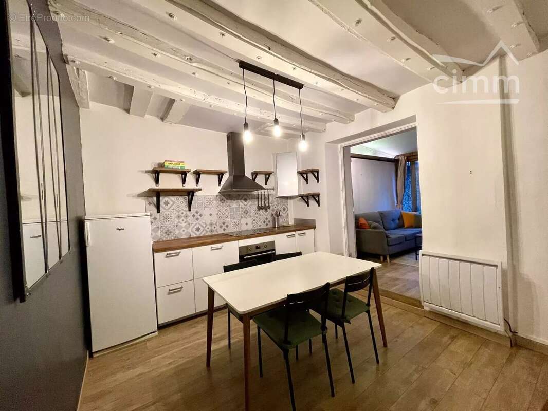 Appartement à VERSAILLES