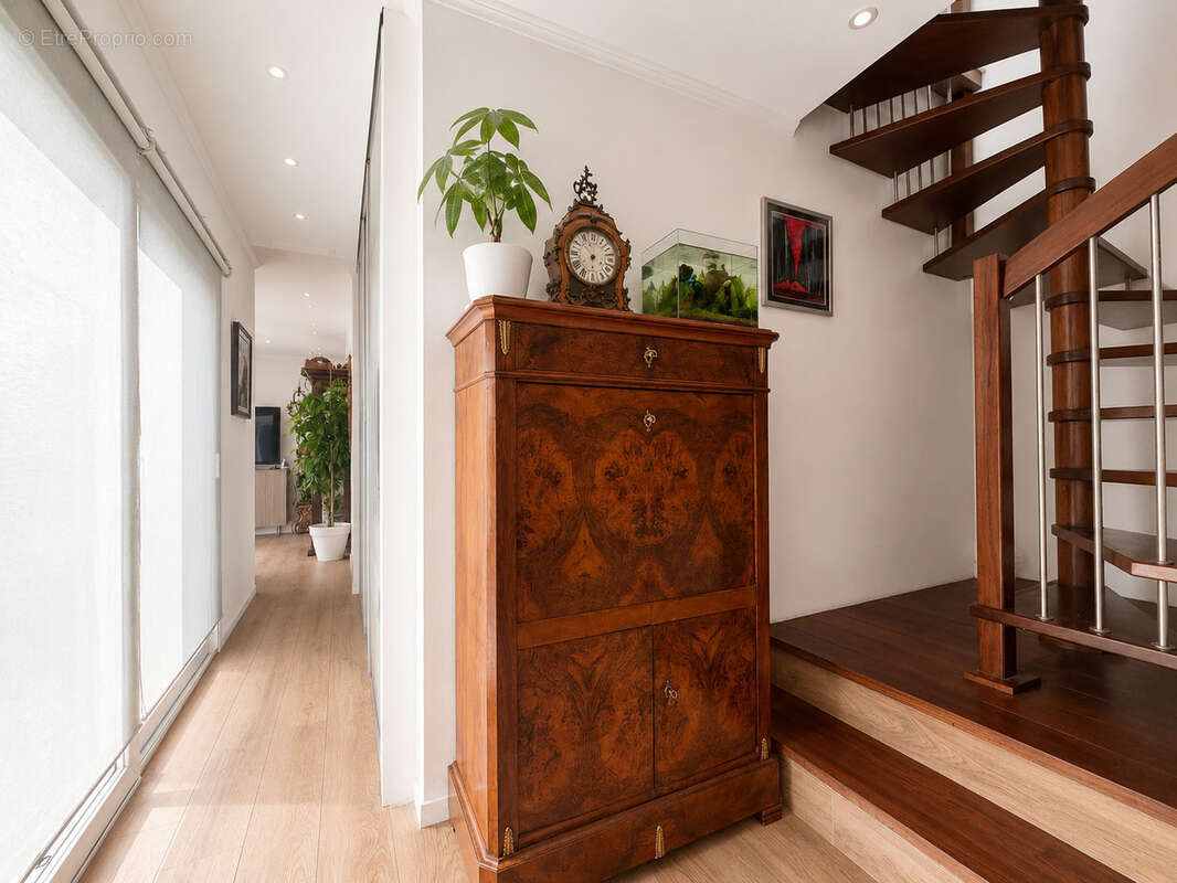 À vendre, villa d'architecte - photo 12