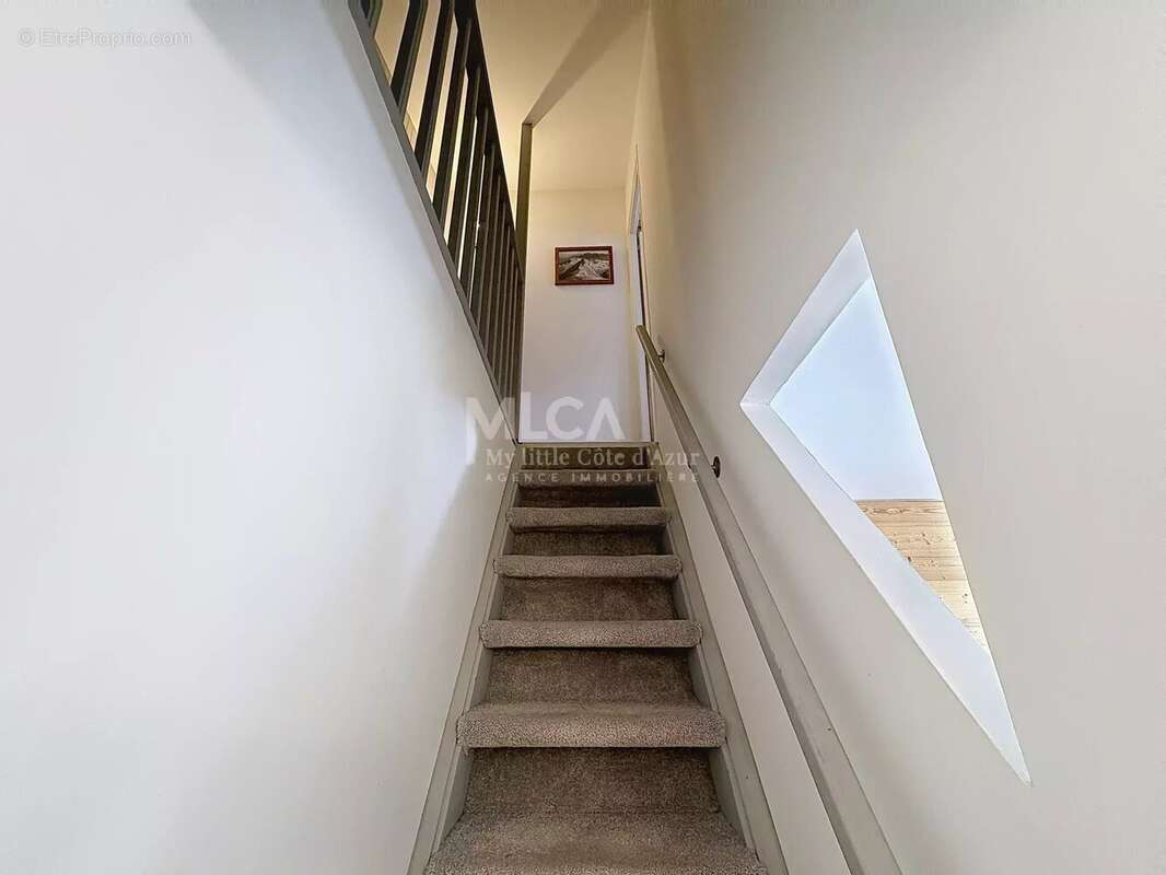 Appartement à SAINT-ETIENNE-DE-TINEE