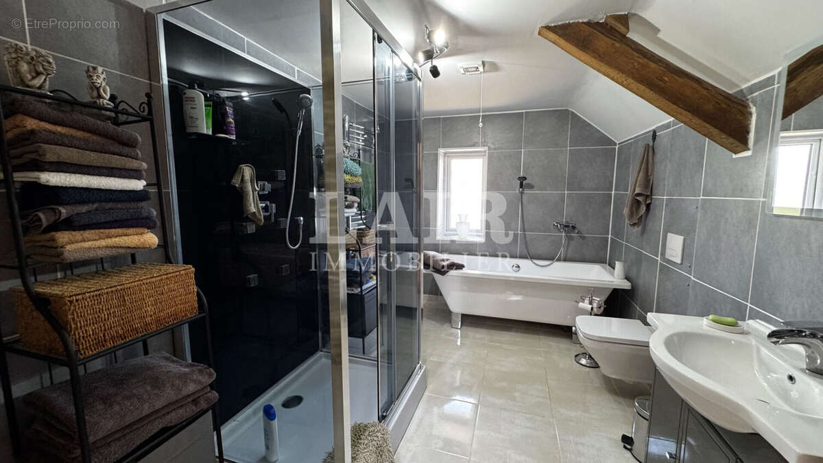 Magnifique propriété sur 1,8 hectares à vendre en Exclusivité secteur Pre En Pail Saint Samson - Réf: A15545 - photo 8