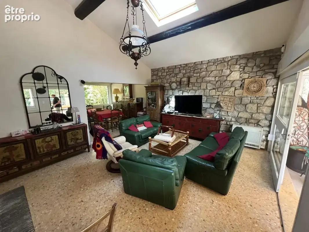 Maison 8 pièces 200 m² à vendre à Montfrin (30490) - photo 4