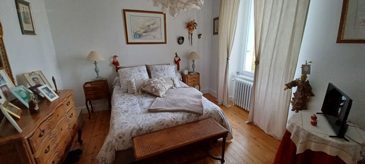 Maison à LE RELECQ-KERHUON