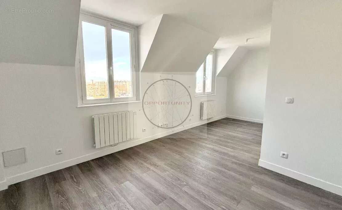 Appartement à PARIS-20E