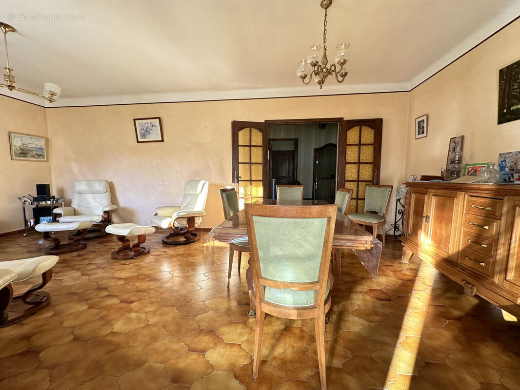 Maison à BRIGNOLES