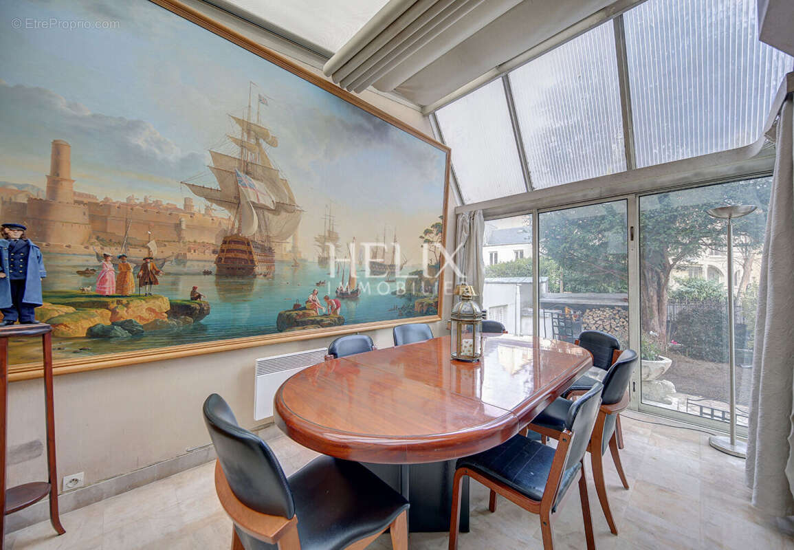 Maison à LE VESINET