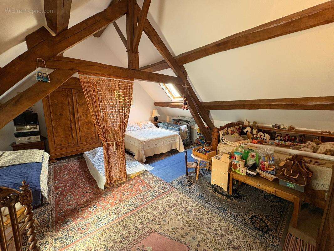 Maison à MEUSNES